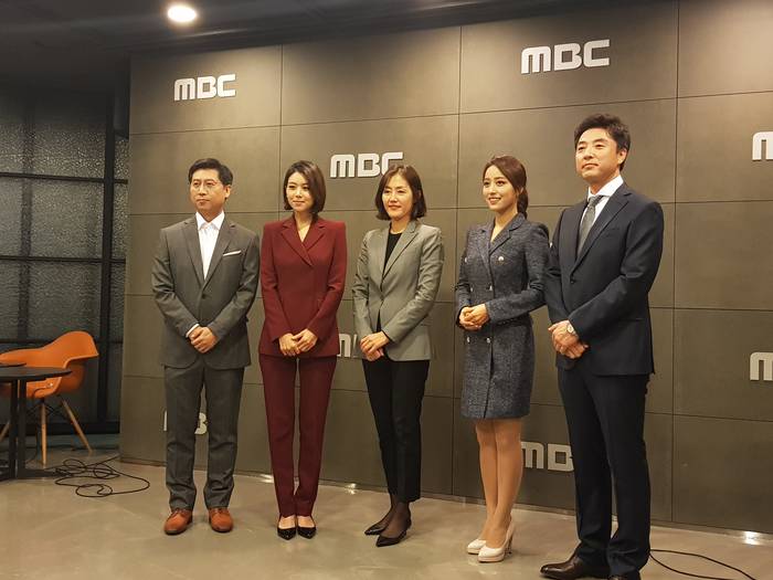 21일 오후2시 MBC사옥에서 열린 기자간담회에서 뉴스데스크 뉴스투데이 새 앵커들이 앞으로의 포부를 밝혔다. 