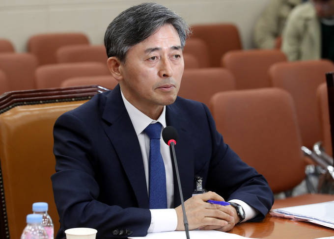 30일 서울 영등포구 여의도 국회에서 진행된 과학기술정보방송통신위원회 전체회의(양승동 KBS 사장 인사청문회)에서 양승동 후보자가 의원 질의에 답변하고 있다.(뉴시스) 