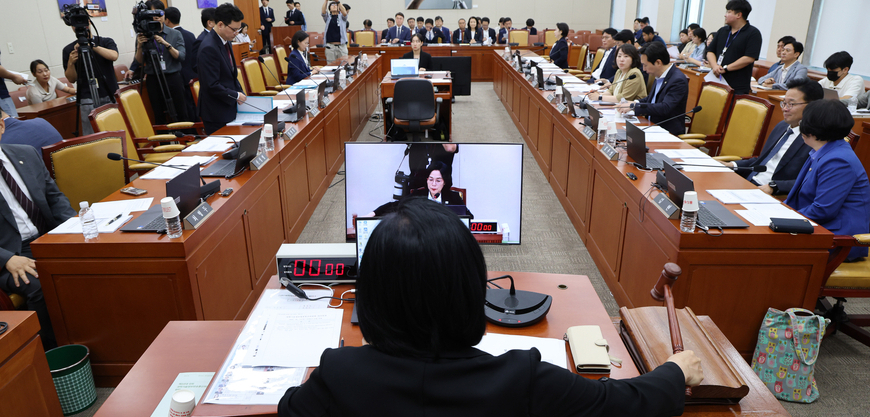 여야 3대2→4대3… 심의위원장은 정무직, 청문회 대상