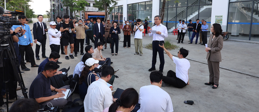 중국 조직원과 몸싸움, 위장잠입… 기자들도 캄보디아서 사투