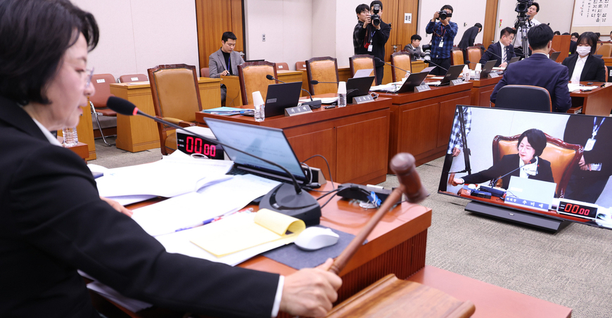 민주당, '허위정보 손배' 졸속 입법에 땜질수정 파문