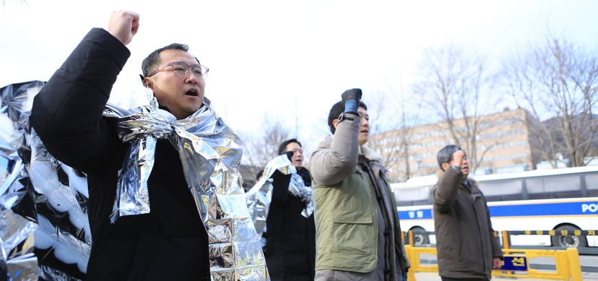 한파 속 YTN 파업…"방미통위, 유진 퇴출로 존재 이유 증명을"