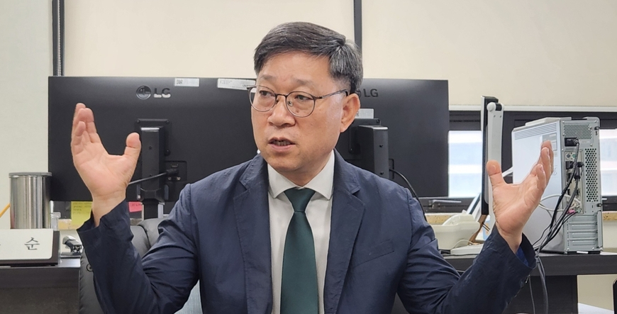 "자살 보도, 예방과 회복 관점서… 펜이 정책보다 강할 수도"