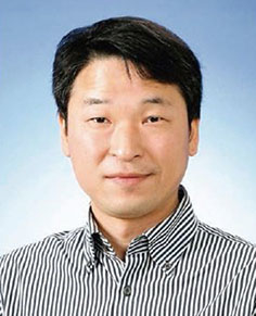 윤상길 신한대 미디어언론학과 부교수. 