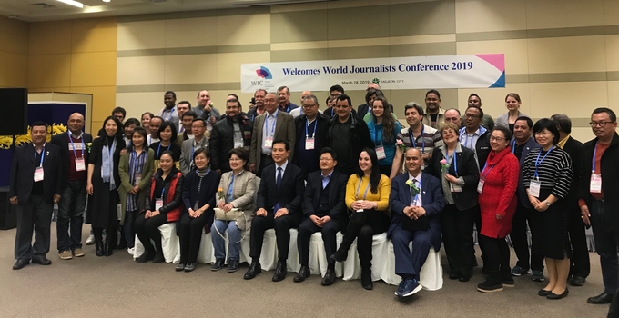 2019 세계기자대회 참가자들은 대전컨벤션 센터에서 박영순 대전 정무부시장과 저녁 만찬 시간을 가졌다. 