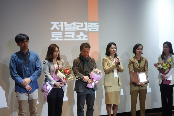  KBS 저널리즘 토크쇼 J 제작진이 31회 안종필 자유언론상 본상을 수상했다. 
