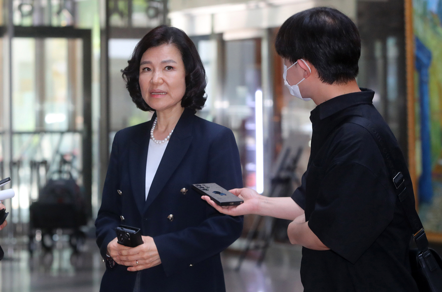 김태규 떠나고 이진숙만 남은 방통위, 어떤 식으로든 개편 불가피