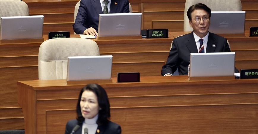 김민석 총리 "이진숙 방통위원장 직권면직 조사 진행중"
