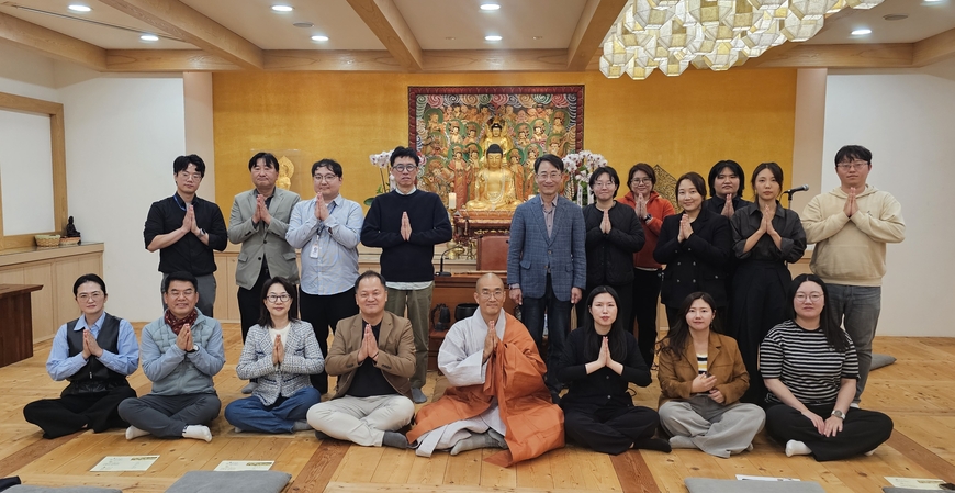 기자불자회, 가을 법회 개최… 첫 감사패 수여식도