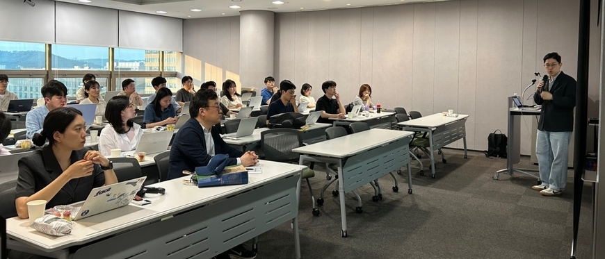 기자 10명 중 6명 "AI 활용법 배우고 싶어"