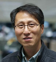 외교관과 '말'의 전쟁