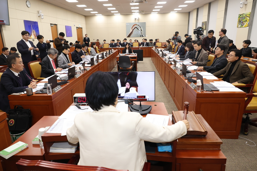 "혐오와 차별" 파장으로 번진 방송법 심의 규정 개정안