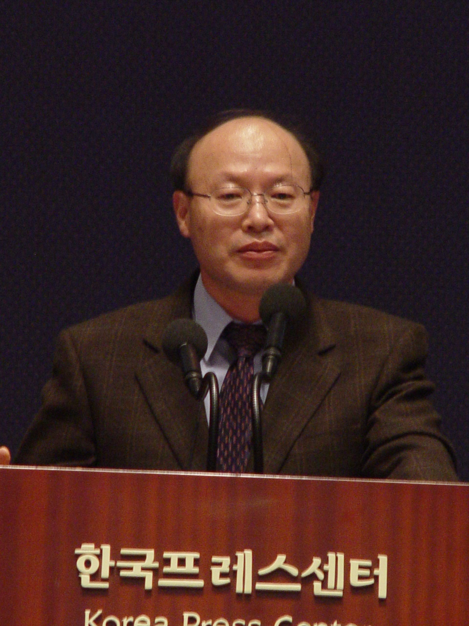 제40대 한국기자협회장에 당선된 정일용 후보가  당선소감을 밝히고 있다.